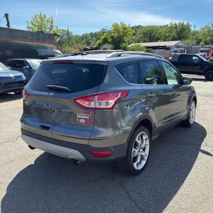 FORD ESCAPE TITANIUM - 8