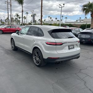 PORSCHE CAYENNE - 5