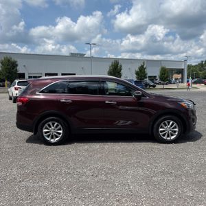 صورة 10 لـ 2018 KIA SORENTO LX