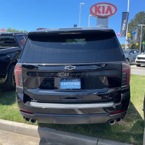 CHEVROLET SUBURBAN Z71 - 7