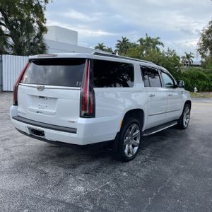 CADILLAC ESCALADE ESV PREMIUM LUXURY - 8