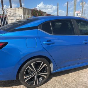 2020 Nissan SENTRA SR 照片 9