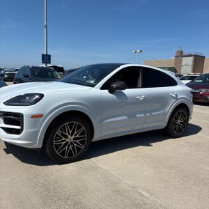 PORSCHE CAYENNE COUPE - 3