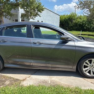 صورة مصغرة 11 لـ 2016 Chrysler 200 LIMITED