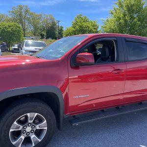 CHEVROLET COLORADO - 2