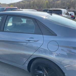 HYUNDAI ELANTRA SEL - 6