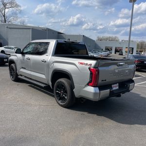 TOYOTA TUNDRA - 5