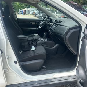 2017 Nissan ROGUE SV — миниатюра 33
