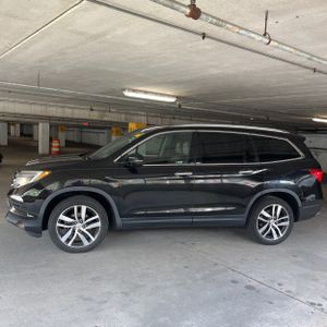2017 Honda PILOT TOURING 照片 3