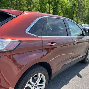 FORD EDGE TITANIUM - 9
