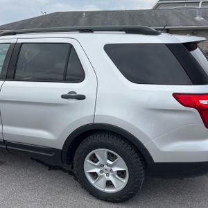 FORD EXPLORER BASE - 6