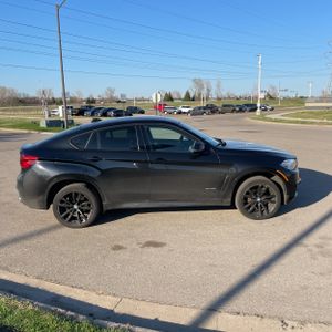 BMW X6 XDRIVE35I - 10