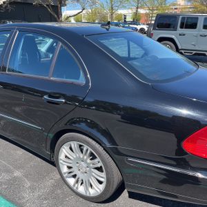 MERCEDES-BENZ E-CLASS - 6