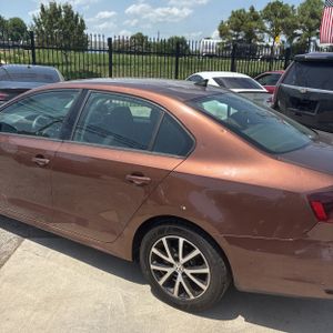 صورة 6 لـ 2016 Volkswagen JETTA 1.4T SE