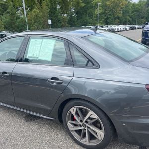 صورة 6 لـ 2023 AUDI A4 PRESTIGE S LINE