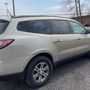 CHEVROLET TRAVERSE LT - 9