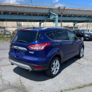FORD ESCAPE TITANIUM - 8
