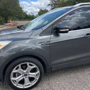 FORD ESCAPE TITANIUM - 2
