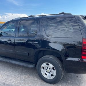 CHEVROLET TAHOE LS - 6