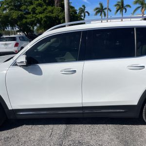 2023 Mercedes-BENZ GLB 照片 4