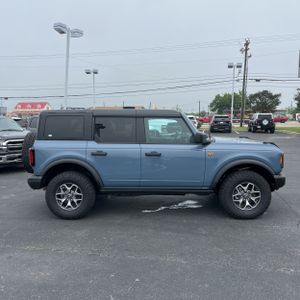 FORD BRONCO - 10