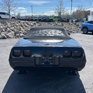 CHEVROLET CORVETTE BASE - 7