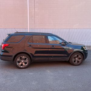 FORD EXPLORER SPORT - 10