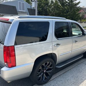 CADILLAC ESCALADE LUXURY - 9