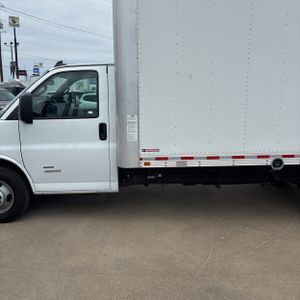 CHEVROLET EXPRESS 4500 - 4