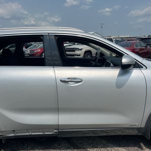 2020 KIA SORENTO LX — миниатюра 11