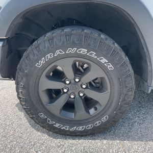 2022 RAM 1500 REBEL thumbnail 17