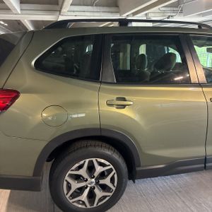 صورة 9 لـ 2020 Subaru FORESTER PREMIUM