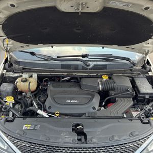 2017 Chrysler PACIFICA LIMITED — миниатюра 48