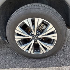 2023 Nissan ROGUE SV — миниатюра 18