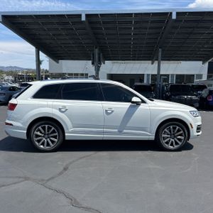 AUDI Q7 3.0T PREMIUM - 10