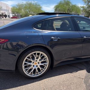 PORSCHE PANAMERA - 9