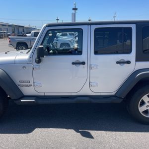 JEEP WRANGLER UNLIMITED SPORT - 4