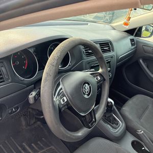 صورة 60 لـ 2015 Volkswagen JETTA S