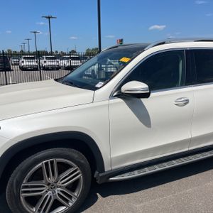 MERCEDES-BENZ GLS - 2