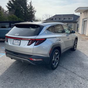 HYUNDAI TUCSON LIMITED - 8