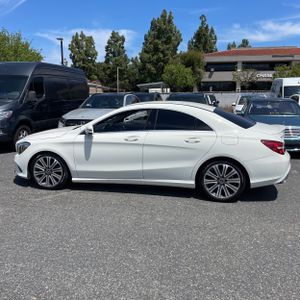 MERCEDES-BENZ CLA - 3