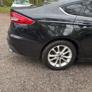FORD FUSION SE - 9