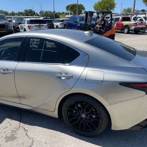 LEXUS IS 350 F SPORT - 6