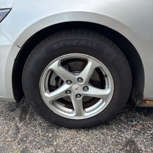 2016 Chevrolet MALIBU LS — миниатюра 17