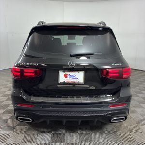 MERCEDES-BENZ GLB - 7