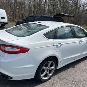 FORD FUSION SE - 9