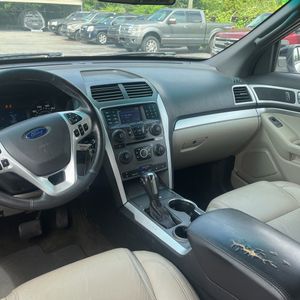 صورة مصغرة 36 لـ 2015 FORD EXPLORER XLT