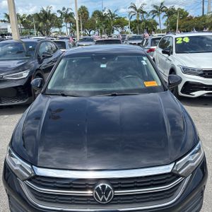 صورة مصغرة 13 لـ 2023 Volkswagen JETTA S