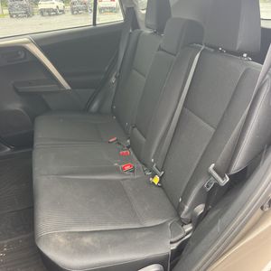 2015 Toyota RAV4 LE — миниатюра 34