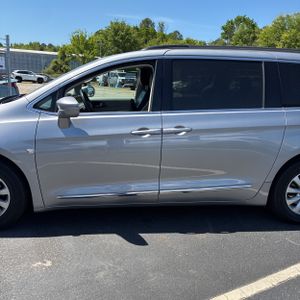 CHRYSLER PACIFICA TOURING-L - 4